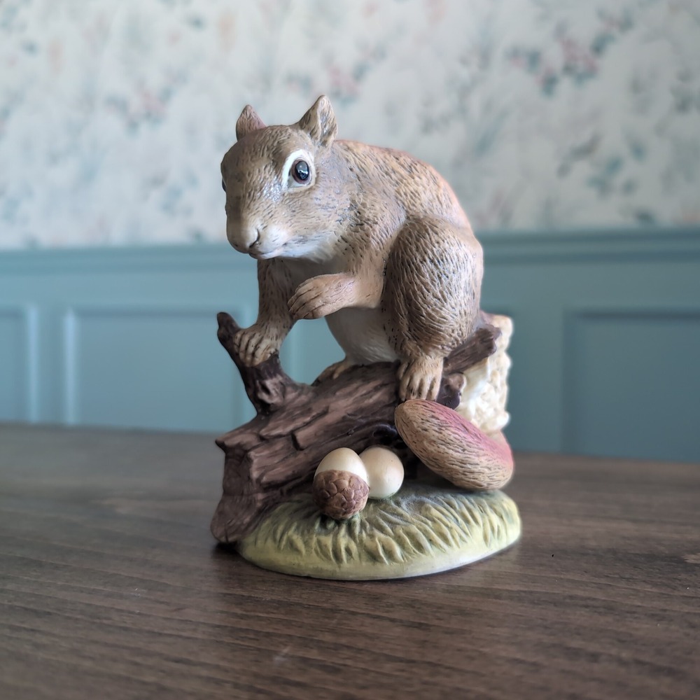 Lefton Red Squirrel Figurine Vintage Fall Hand Painted Porcelain Realistic Japan